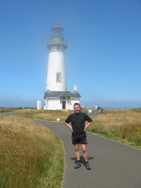 <i><b>198-Yaquina Lighthouse</b></i>